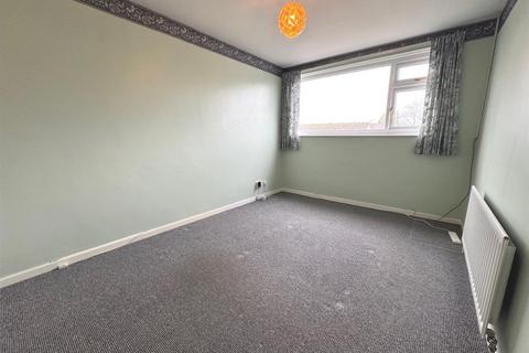 7 Elm Close, Leek, ST13 8HT