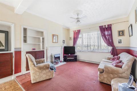 3 bedroom end of terrace house for sale, Long Drove, Cambridge CB25