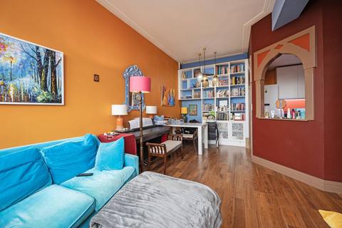 2 bedroom flat for sale, Prescot Street, Aldgate, London, E1