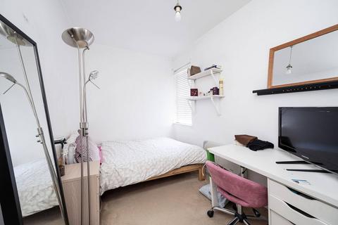 3 bedroom flat for sale, Cavell Street, Whitechapel, London, E1