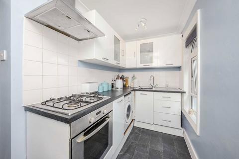 2 bedroom flat to rent, Anglesea Road, Kingston Upon Thames KT1