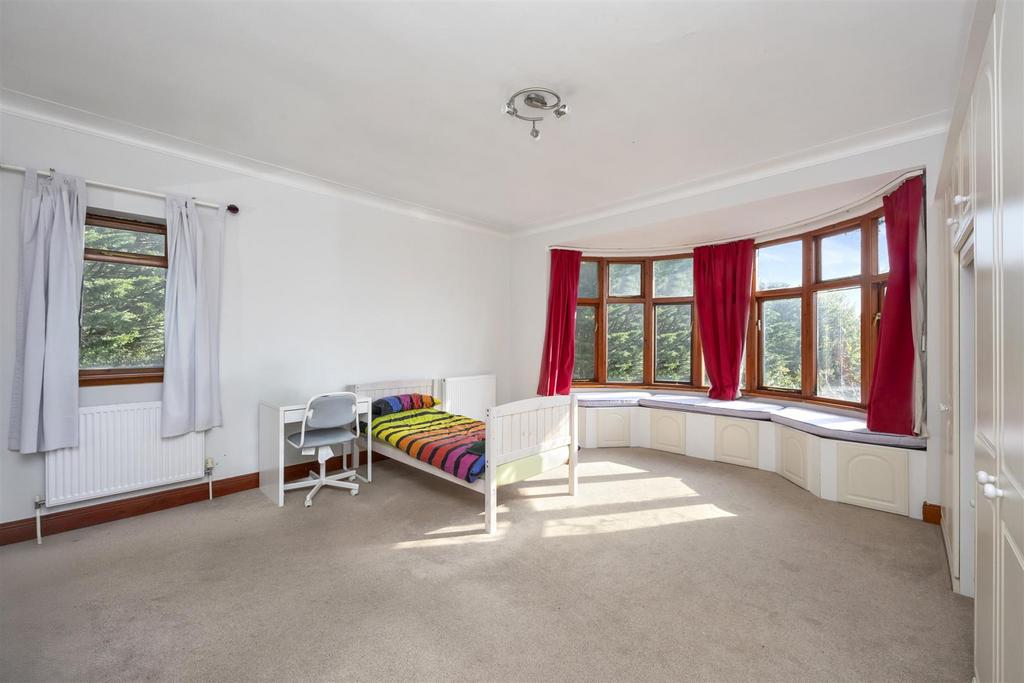 Links Road, Lyne House-009.JPG
