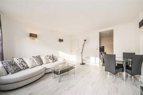 1 bedroom flat for sale, Coke Street, London E1