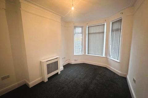 3 bedroom terraced house to rent, Wordsworth Avenue, Birkenhead, CH42