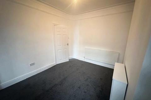 3 bedroom terraced house to rent, Wordsworth Avenue, Birkenhead, CH42