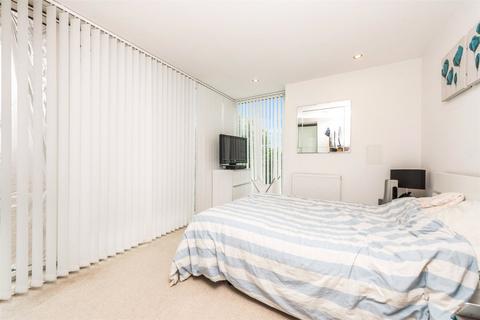 1 bedroom flat for sale, Mill Lane, London, SE8