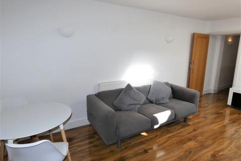 1 bedroom flat to rent, Wick road , Hackney E9