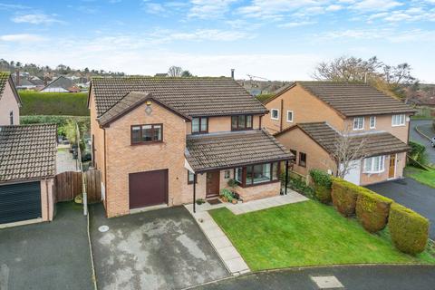 4 bedroom detached house for sale, The Oaks, Hawarden, CH5