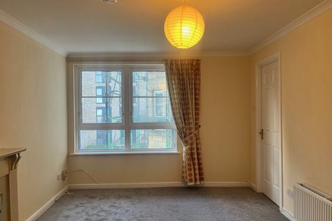 2 bedroom flat to rent, Dicksonfield, Edinburgh EH7