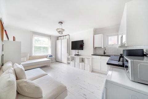 Studio for sale, 25 Hook Road, Surbiton, Surrey , KT6 5AA