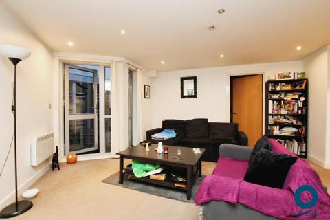 2 bedroom flat to rent, Marsh Street, Bristol BS1