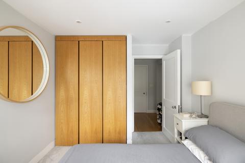 2 bedroom apartment to rent, Kings Road, Chelsea SW3