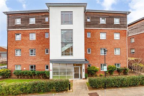 2 bedroom apartment for sale, Riverside Close, Romford, RM1