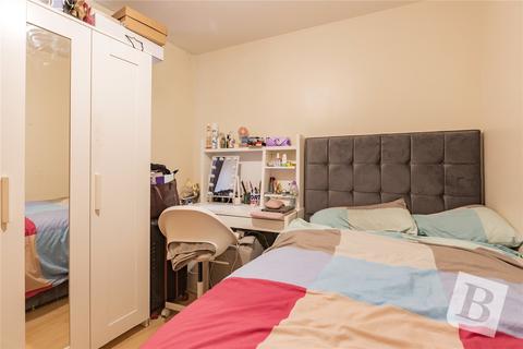 2 bedroom apartment for sale, Riverside Close, Romford, RM1