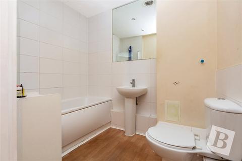 2 bedroom apartment for sale, Riverside Close, Romford, RM1