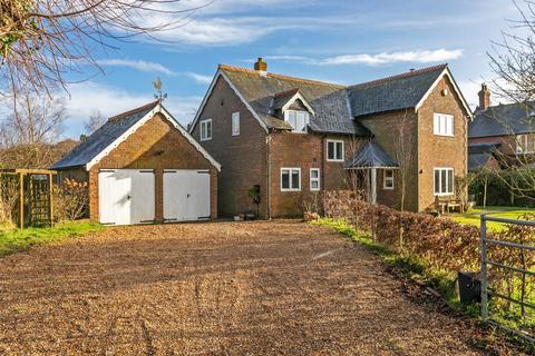 4 bedroom detached house to rent, Cheriton, Alresford, SO24