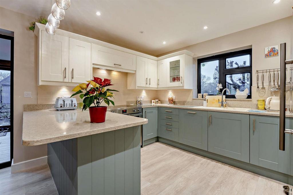 8634058-interior40-800.jpg