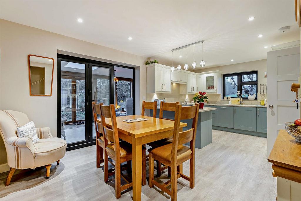 8634058-interior39-800.jpg