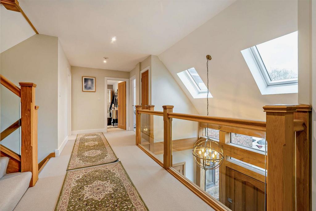 8634058-interior26-800.jpg