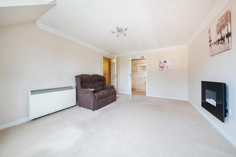 2 bedroom retirement property for sale, Lightwater,  Surrey,  GU18