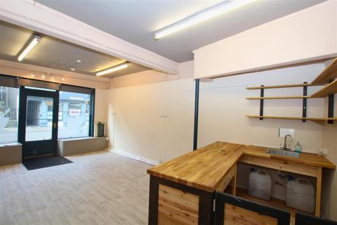 Property to rent, High Street, Devon EX34