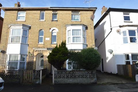 1 bedroom flat for sale, CENTRAL RYDE