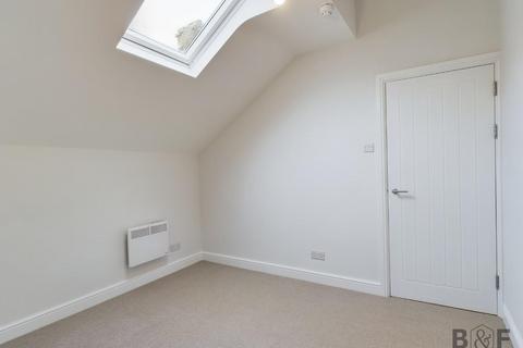 1 bedroom flat to rent, High Street, Staple Hill BS16