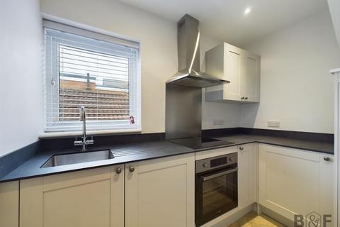 1 bedroom flat to rent, High Street, Staple Hill BS16