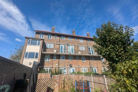 3 bedroom maisonette for sale, Crescent Rise, London N22