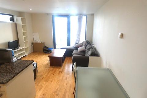 3 bedroom apartment to rent, Parkview Apartments Chrisp Street, London E14