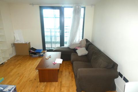 3 bedroom apartment to rent, Parkview Apartments Chrisp Street, London E14