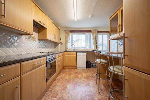 3 bedroom terraced house for sale, Evan Barron Road, Inverness IV2