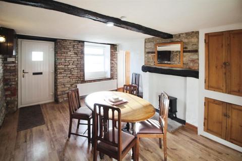 2 bedroom cottage for sale, Main Street, Leeds LS25