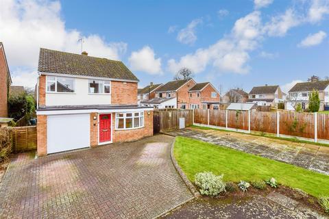 4 bedroom detached house for sale, Haste Hill Close, Boughton Monchelsea, Maidstone, Kent