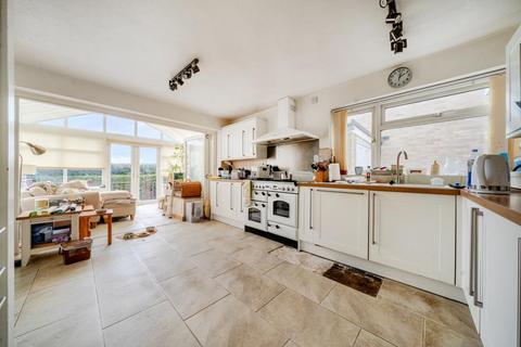 4 bedroom detached house for sale, Banbury,  Oxfordshire,  OX16