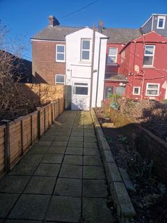 2 bedroom end of terrace house to rent, Okehampton Place, Exeter, EX4