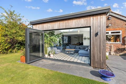 10 Worthing Road, East Preston, Littlehampton, BN16 1AZ