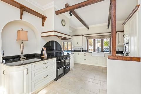 Kingston Place Middle Way, Kingston Gorse, Littlehampton, BN16 1SB