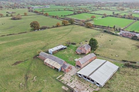 Farm for sale, Cryers Lane, Thornton-Le-Moors, Nr Chester, Cheshire, CH2