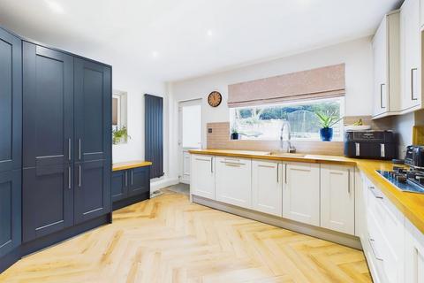 7 Bentley Close, Baildon, Shipley, BD17 5LU