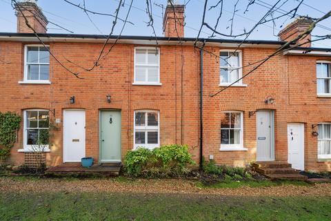 3 bedroom terraced house for sale, Hartley Wintney RG27