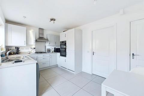 3 bedroom end of terrace house for sale, Bluebell Drive, Highnam