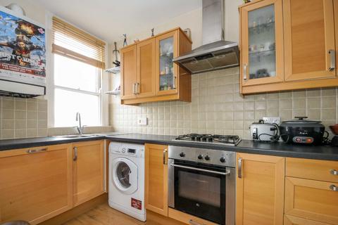 1 bedroom flat to rent, Alexandra Road, London SW19