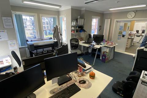 Serviced office to rent, High Beech Road, Loughton