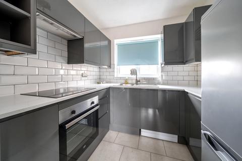 6d Banyard Close, Cheltenham, GL51 7SX