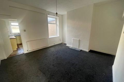 2 bedroom terraced house to rent, Albert Street, Church Accrington