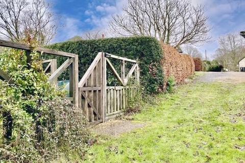 2 bedroom detached bungalow for sale, Brook Lane, Woodgreen, Fordingbridge, SP6 2AZ