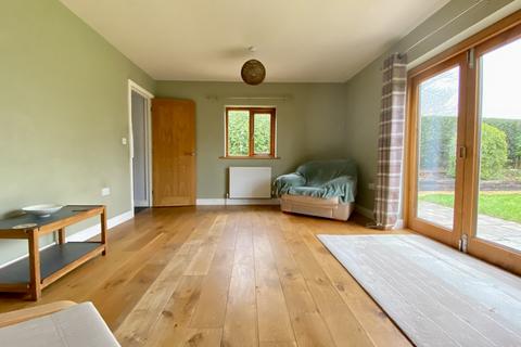 Hazeldene Brook Lane, Woodgreen, Fordingbridge, SP6 2AZ