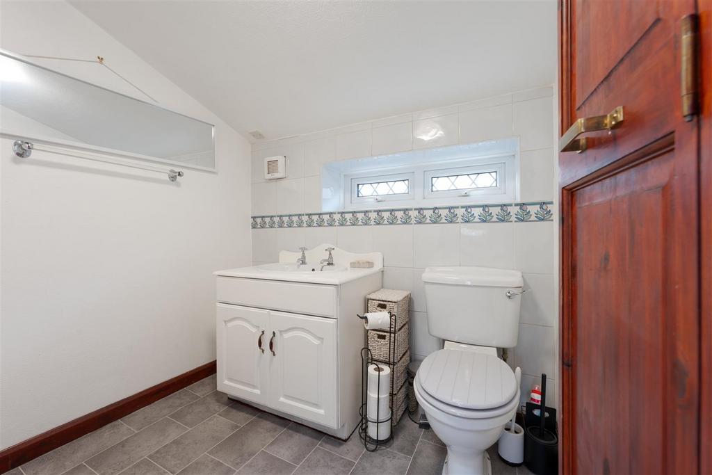 Separate Cloakroom