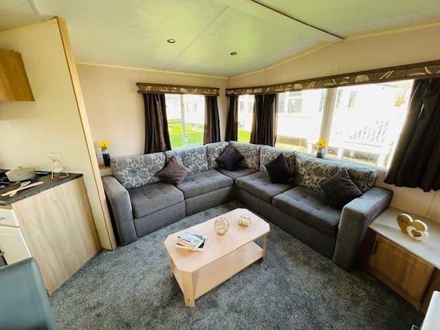 Glendale - Delta -Denbigh Deluxe  For Sale